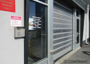 CubeSmart Self Storage - Flushing - 124-16 31st Avenue - Photo 4