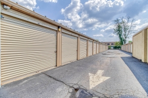 Storage Sense - Metuchen - Photo 7