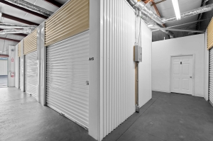 Storage Sense - Ridgeland - Photo 15