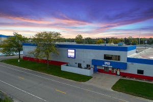 US Storage Centers - Crystal - Photo 11