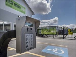 Extra Space Storage - 1006 - Salt Lake City - West 5520 South - Photo 2