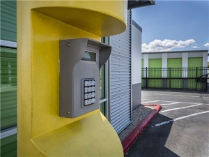 Extra Space Storage - 1455 - West Jordan - Redwood Rd - Photo 2