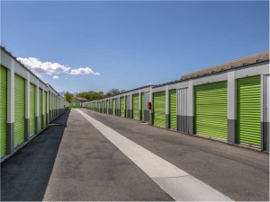 Extra Space Storage - 1455 - West Jordan - Redwood Rd - Photo 4