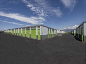 Extra Space Storage - 1880 - West Jordan - Airport Rd - Photo 4