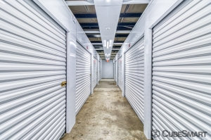 CubeSmart Self Storage - Lakeland - 3345 E Memorial Blvd - Photo 8