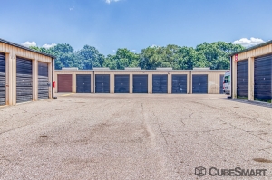 CubeSmart Self Storage - Lakeland - 3345 E Memorial Blvd - Photo 11