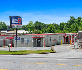 Store Space Self Storage - #1016 Picture of Store Space Self Storage - #1016
