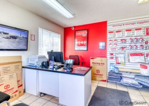 CubeSmart Self Storage - Tuscon - 702 W Silverlake Rd - Photo 2