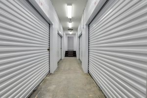 10 Federal Storage - Industrial Park Ave. - Photo 15