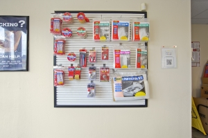 Bullseye Storage - Houston - Airline - Photo 12