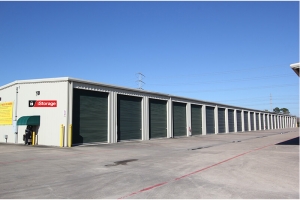iStorage Houston - Wallsville Rd. Picture of iStorage Houston - Wallsville Rd.
