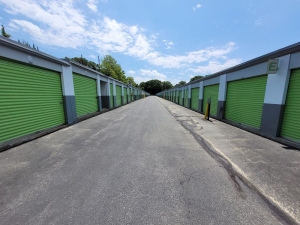 Extra Space Storage - 1028 - Ashland - Waverly St - Photo 4