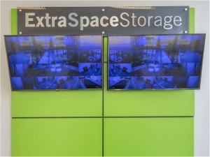 Extra Space Storage - 1801 - Ridgewood - Cypress Ave - Photo 7