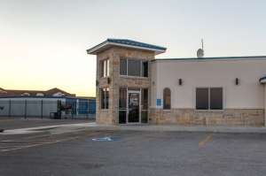Advantage Storage - 52nd Street Picture of Advantage Storage - 52nd Street