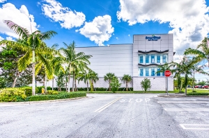 Smartstop Self Storage Homestead At 1235 Northeast 12th Avenue Smartstop Self Storage Homestead At, Storage America Homestead Fl