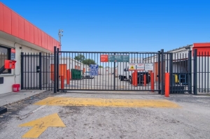 Public Storage - Opa-Locka - 15760 NW 27th Ave - Photo 4