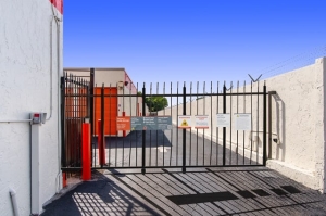 Public Storage - Pompano Beach - 196 SW 2nd Street - Photo 5