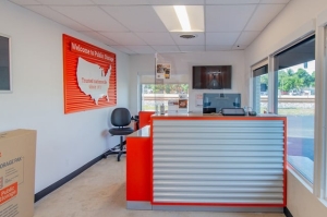 Public Storage - Pompano Beach - 196 SW 2nd Street - Photo 3