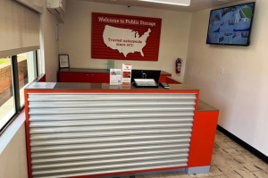 Public Storage - Jacksonville - 979 Lane Ave, South - Photo 3