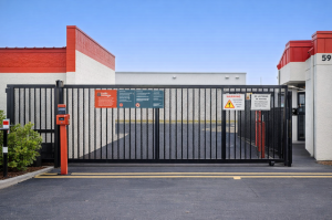 Public Storage - Orlando - 5900 Lakehurst Drive - Photo 4