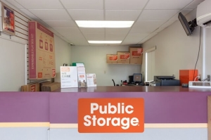 Public Storage - Tampa - 11810 N Nebraska Ave - Photo 3