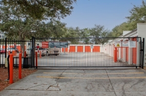 Public Storage - Orlando - 900 S Kirkman Road - Photo 4