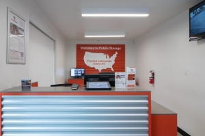 Public Storage - St Petersburg - 1400 34th Street South - Photo 3