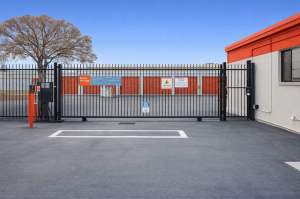Public Storage - St Petersburg - 1400 34th Street South - Photo 4