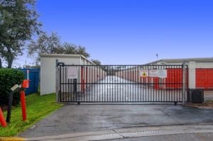 Public Storage - Miami - 7511 NW 73rd Street - Photo 4