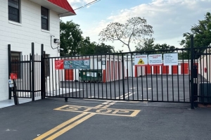 Public Storage - Orlando - 1313 45th Street - Photo 4