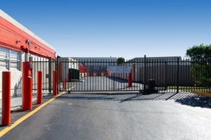 Public Storage - Hallandale - 3080 Pembroke Road - Photo 4
