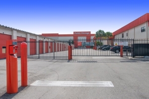 Public Storage - Pompano Beach - 1600 W Sample Road - Photo 4