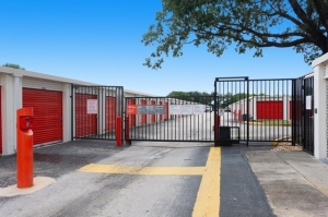 Public Storage - Pompano Beach - 2250 West Copans Road - Photo 4