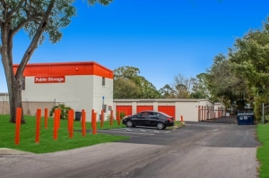 Public Storage - Orlando - 2275 S Semoran Blvd