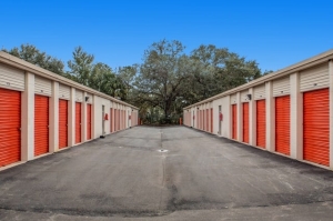 Public Storage - Orlando - 2275 S Semoran Blvd - Photo 2