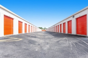 Public Storage - Deerfield Beach - 3350 SW 10th Street - Photo 2