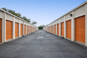 Public Storage - Altamonte Springs - 1080 E Altamonte Dr - Photo 2