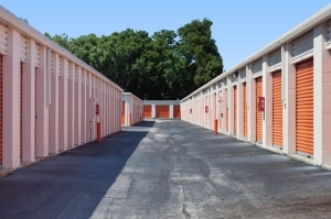 Public Storage - Jacksonville - 6333 Arlington Expressway - Photo 2