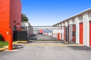 Public Storage - Miami - 10821 NW 14th Street - Photo 4