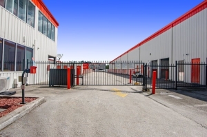 Public Storage - Davie - 5408 S University Dr - Photo 4