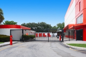 Public Storage - Tamarac - 8300 N University Drive - Photo 4