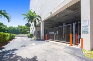 Public Storage - North Bay Village - 1550 Kennedy Causeway - Photo 4
