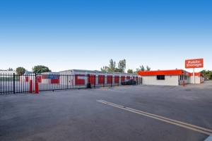 Public Storage - Miami - 18450 NE 5th Ave - Photo 1