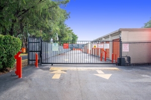 Public Storage - Lauderhill - 1500 North State Road 7 - Photo 4