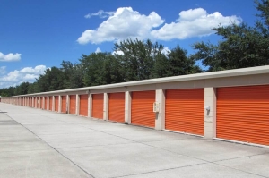 Public Storage - Brandon - 1010 W Lumsden Road - Photo 2