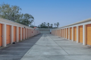 Public Storage - Orlando - 1851 N Alafaya Trail - Photo 2