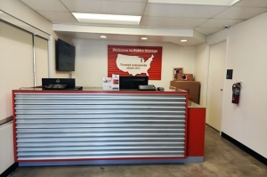 Public Storage - Orlando - 3145 N Alafaya Trail - Photo 3