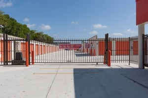 Public Storage - Miami - 14401 SW 119th Ave - Photo 4