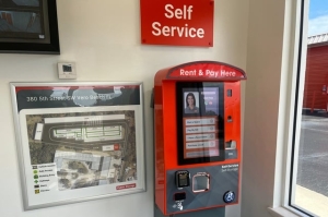 Public Storage - Vero Beach - 380 5th St SW - Photo 3