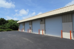 Public Storage - Vero Beach - 380 5th St SW - Photo 2